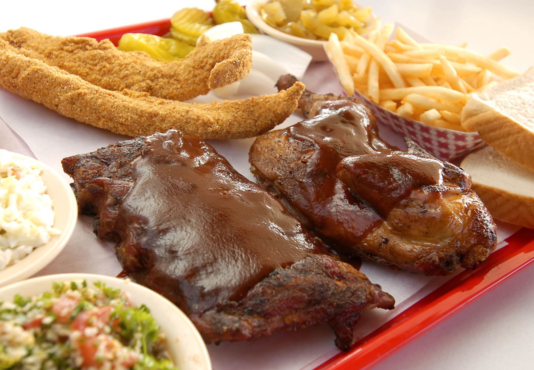 Tuesday-Saturday: Billy Ray's BBQ